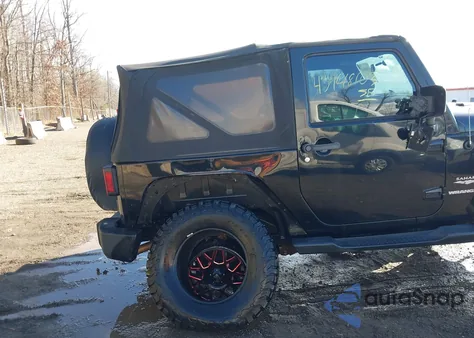 2011 Jeep Wrangler Sahara из США, поврежденный, VIN 1J4AA5D19BL638809